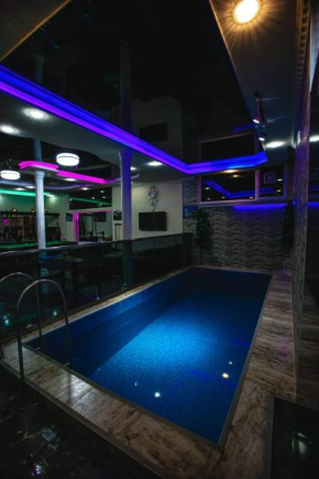 HOTEL VILLA VICTORiA